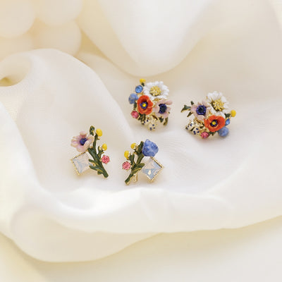 1 Pair Asymmetrical Daisy Enamel Flower Earrings with 925 Silver Pin