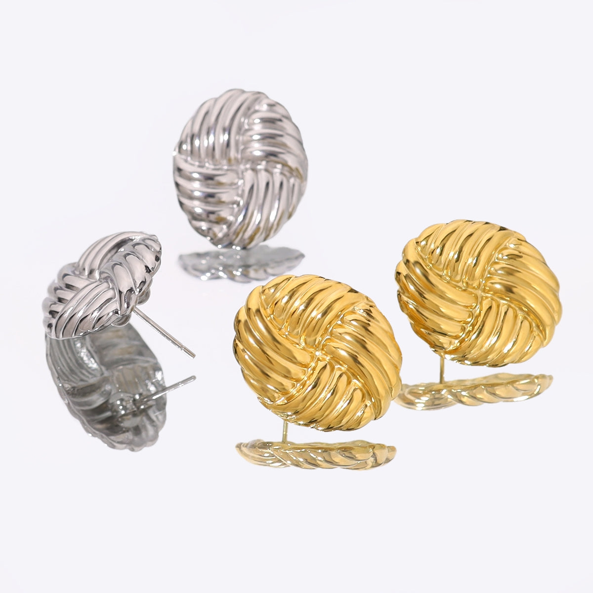 1 Pair French Style 18K Gold Plated Stainless Steel Twisted Oval Ear Studs