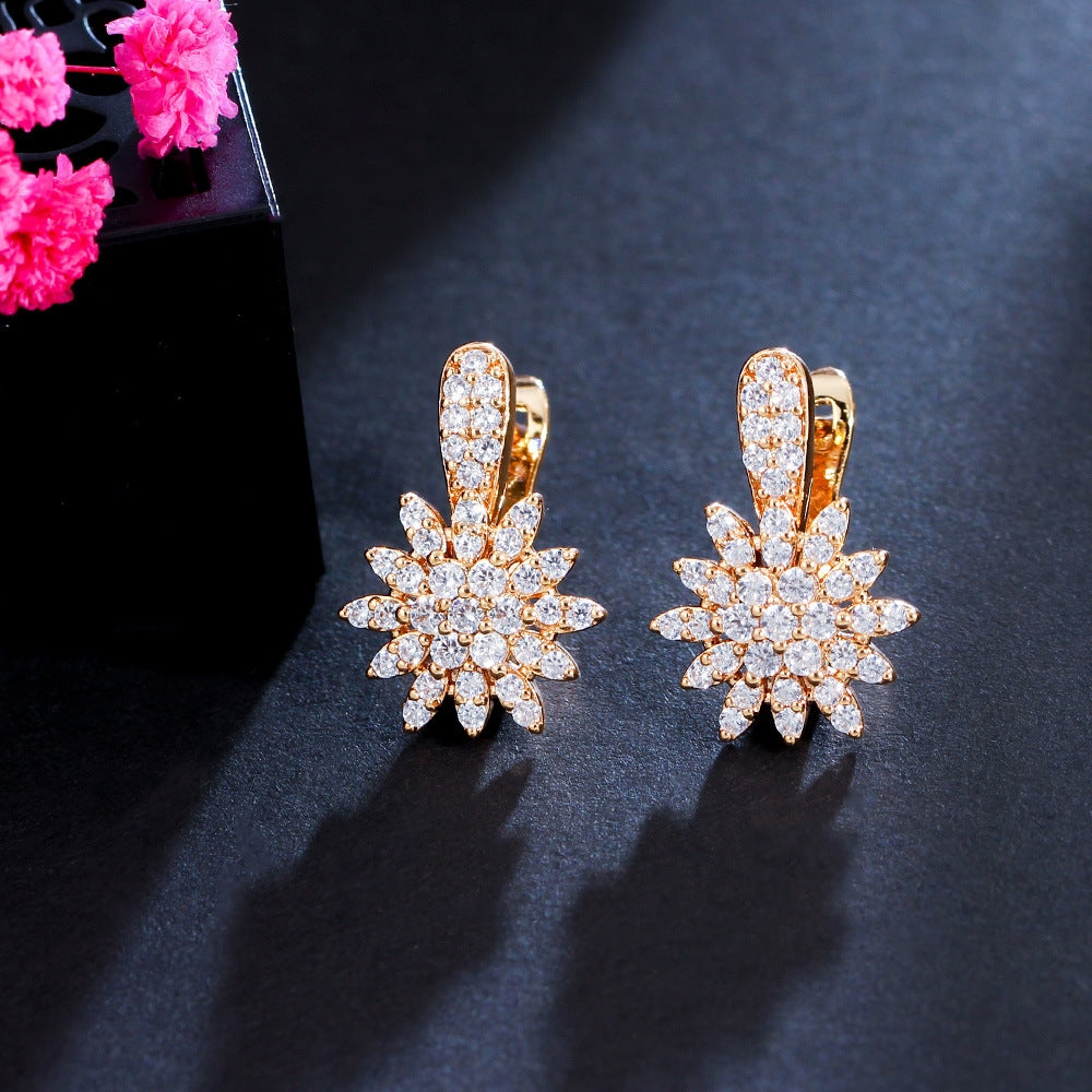 IG Style Flower Inlay Copper Zircon Stud Earrings - Trendy Minimalist Design