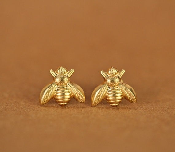 Simple Bee Alloy Plated Women's Stud Earrings