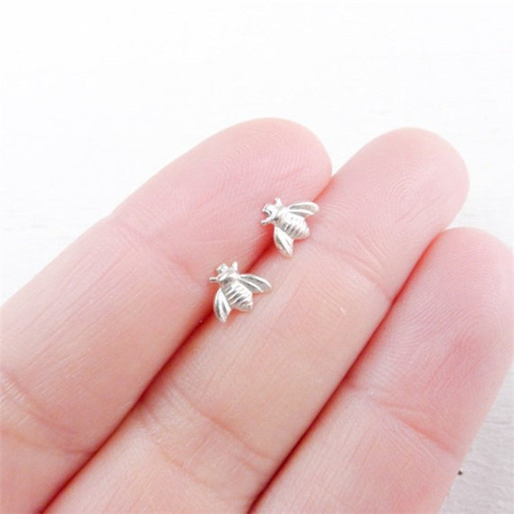 Simple Bee Alloy Plated Women's Stud Earrings