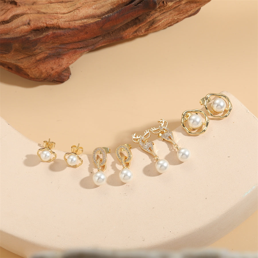 1 Pair Elegant Deer Inlay Pearl Zircon 14k Gold Plated Stud Earrings