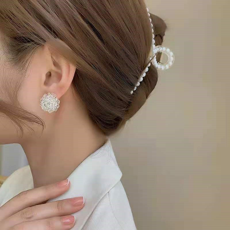 Sweet Flower Crystal Alloy Women's Earrings - S925 Silver Studs