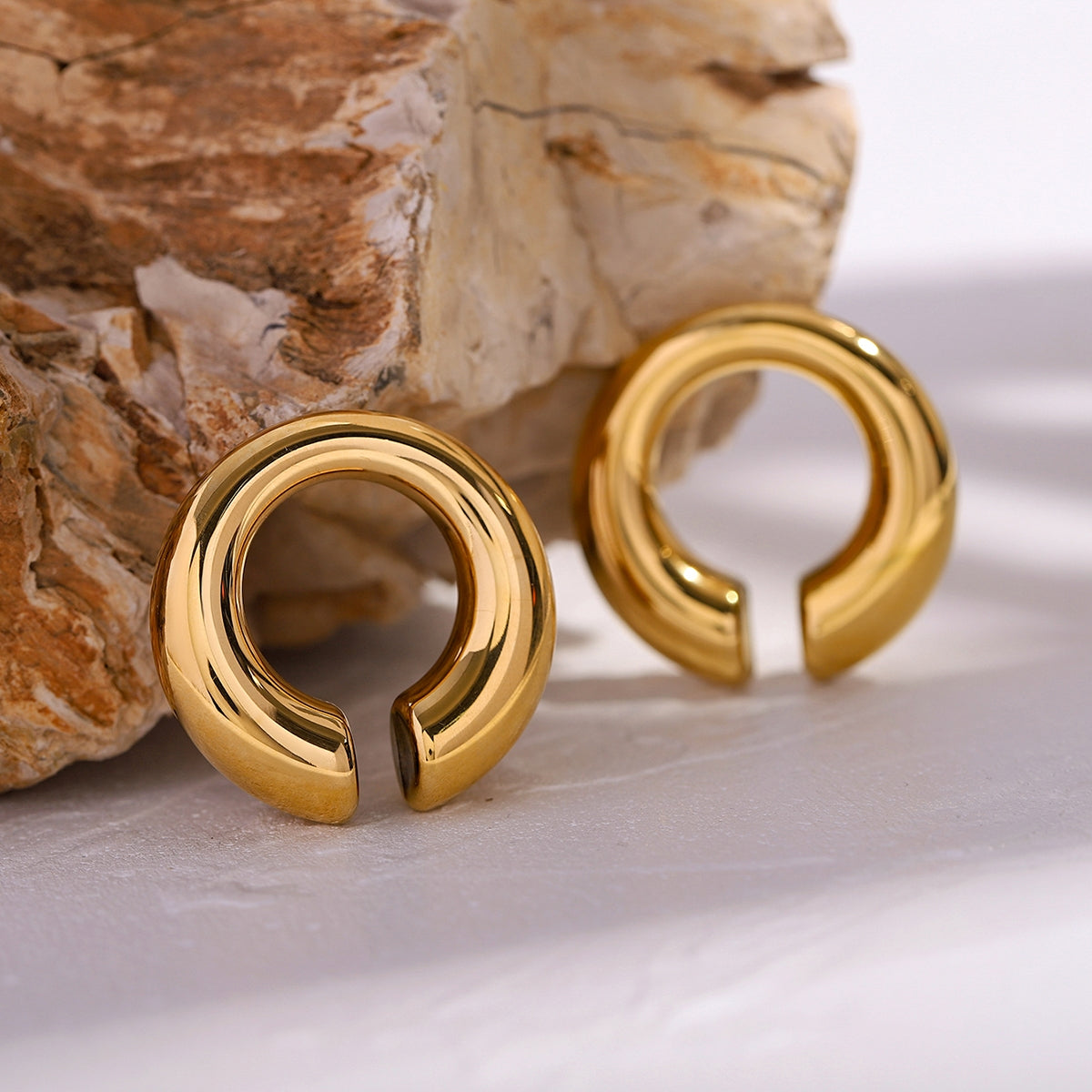 1 Pair Vacation Simple Style C Shape Asymmetrical 18K Gold Plated Stainless Steel Ear Cuffs