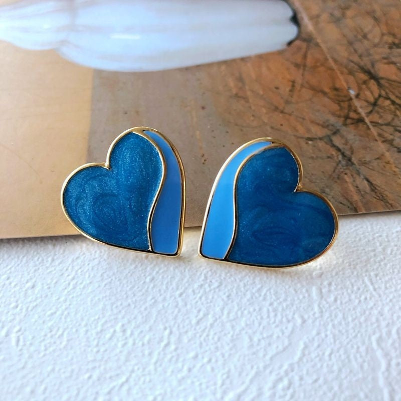 Vintage Heart Shape Alloy & Mystic Blue 925 Silver Stud Earrings with Enamel Flower Design