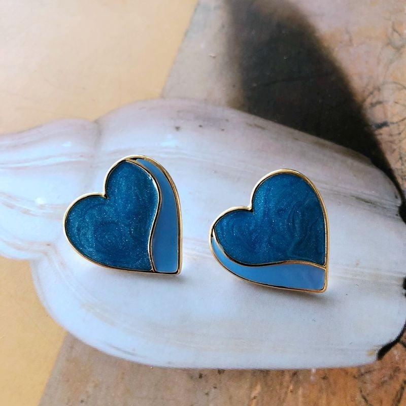 Vintage Heart Shape Alloy & Mystic Blue 925 Silver Stud Earrings with Enamel Flower Design