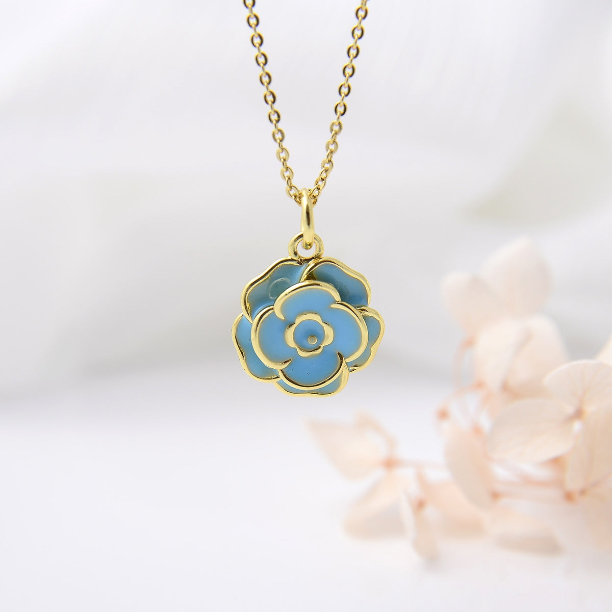 Copper Gold-Plated Rose Flower Pendant Necklace for Women