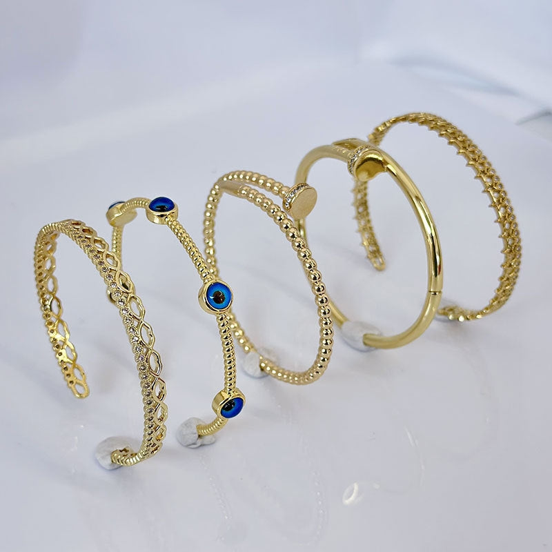 Fashion Adjustable Gold-Plated Copper Bangle Bracelet