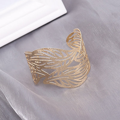 Fashion Leaf Hollow Out Adjustable Women's Bangle Bracelet