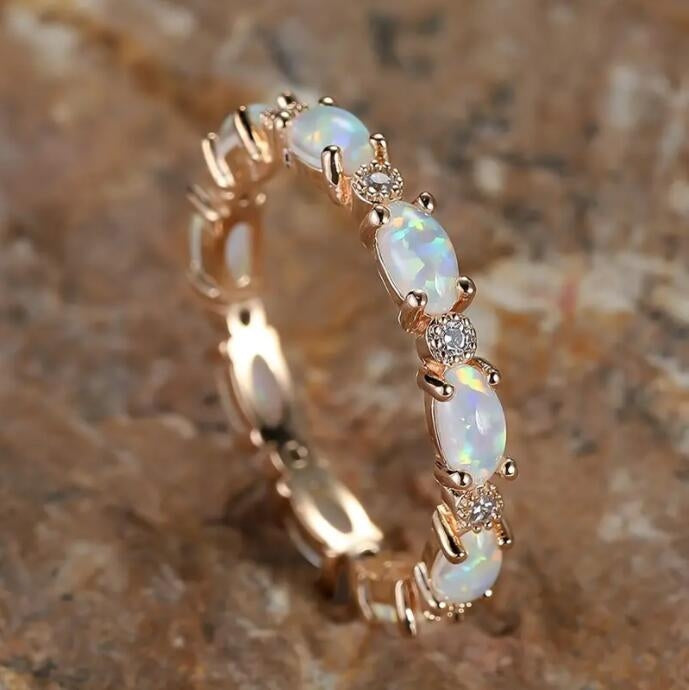 Glam French Style Alloy Gemstone Women's Wedding Ring with White Fire Opal Stacking Design