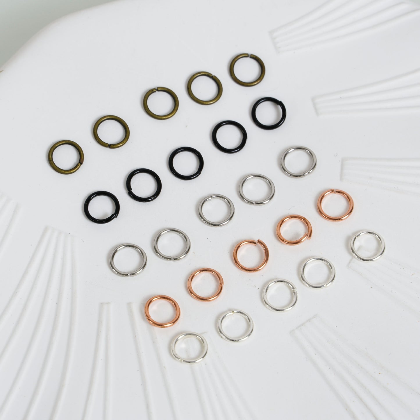 Iron Circle Open Jump Rings for DIY Jewelry Making and Necklace Connectors