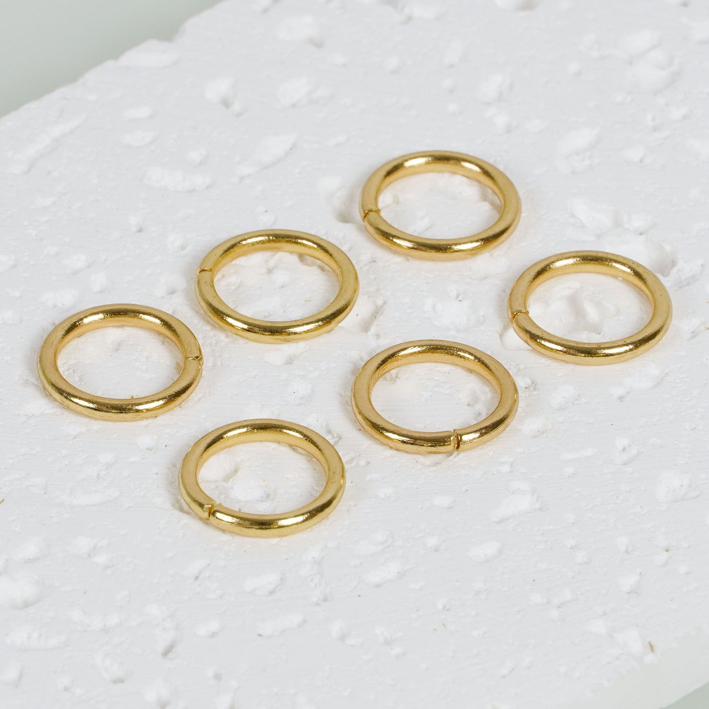 Iron Circle Open Jump Rings for DIY Jewelry Making and Necklace Connectors