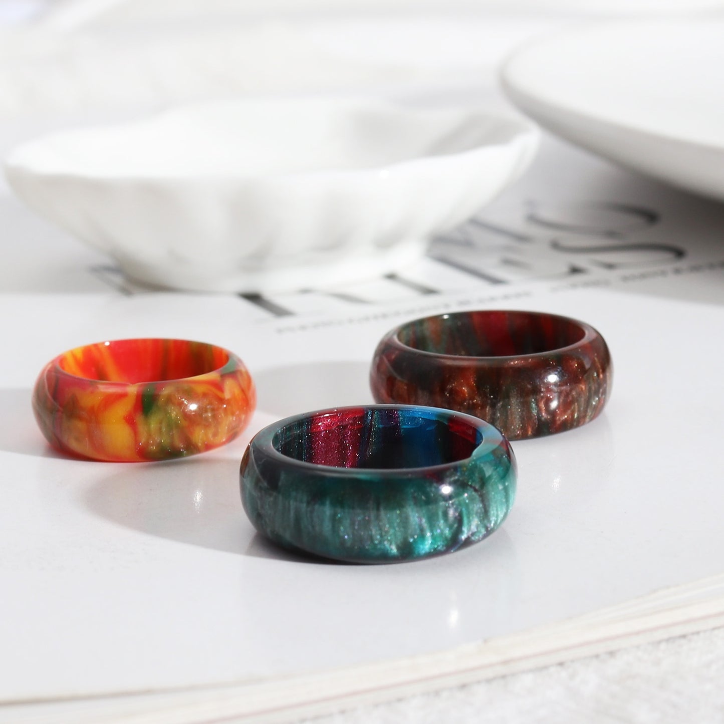 Simple Style Gradient Color Acrylic Resin Women's Fashion Ring