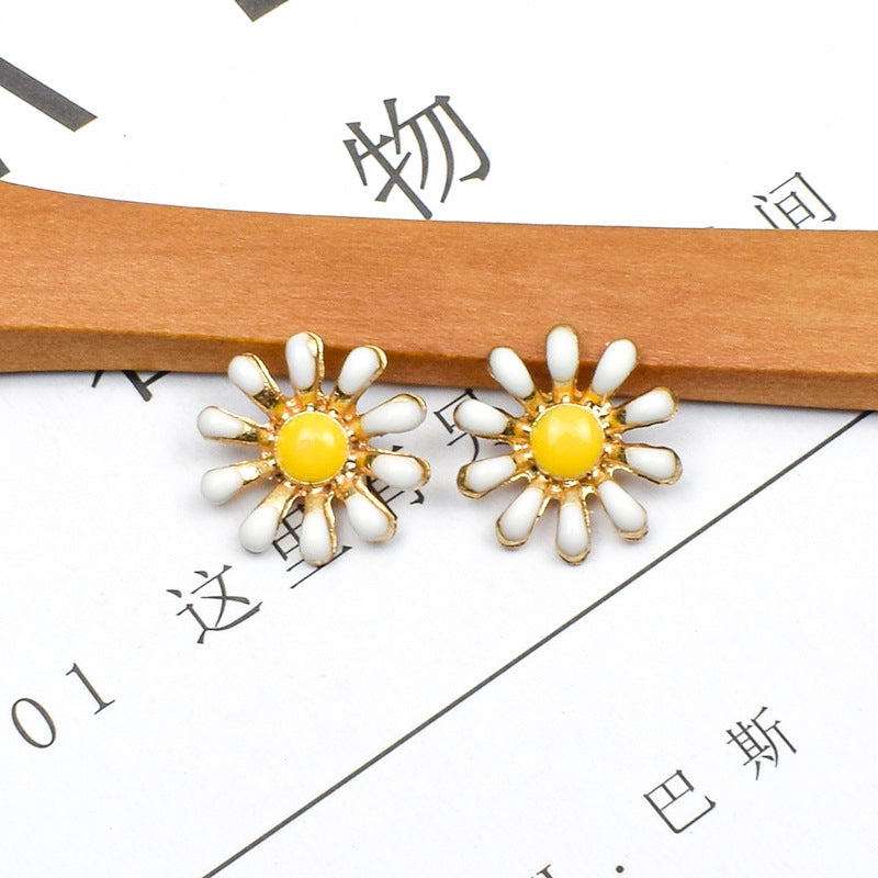 10 Pcs Daisy Alloy Enamel Jewelry Accessories for DIY Bracelets and Earrings