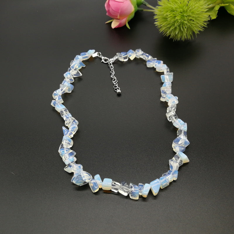 Fashion Irregular Natural Stone Crystal Choker Necklace for Women