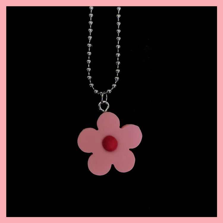 Cartoon Flower Pendant Necklace for Women - Retro Cute Clay Floral Choker