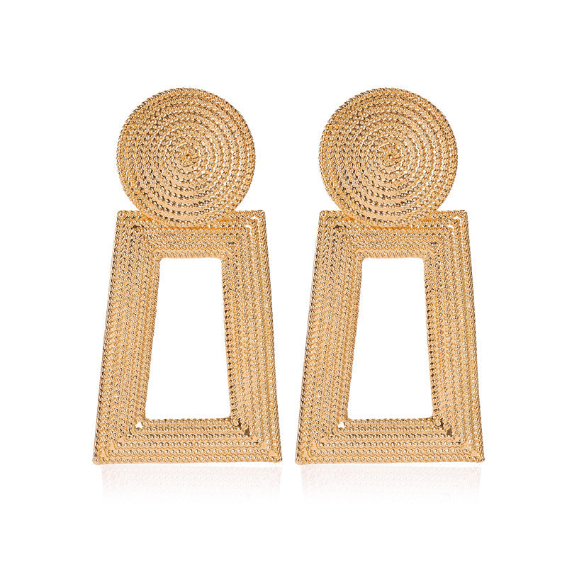 Fashion Geometric Metal Star and Trapezoid Shell Earrings