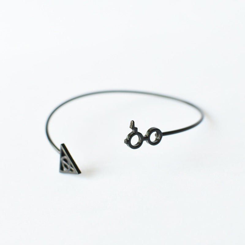 Simple Geometric Triangle Alloy Women's Bangle Bracelet