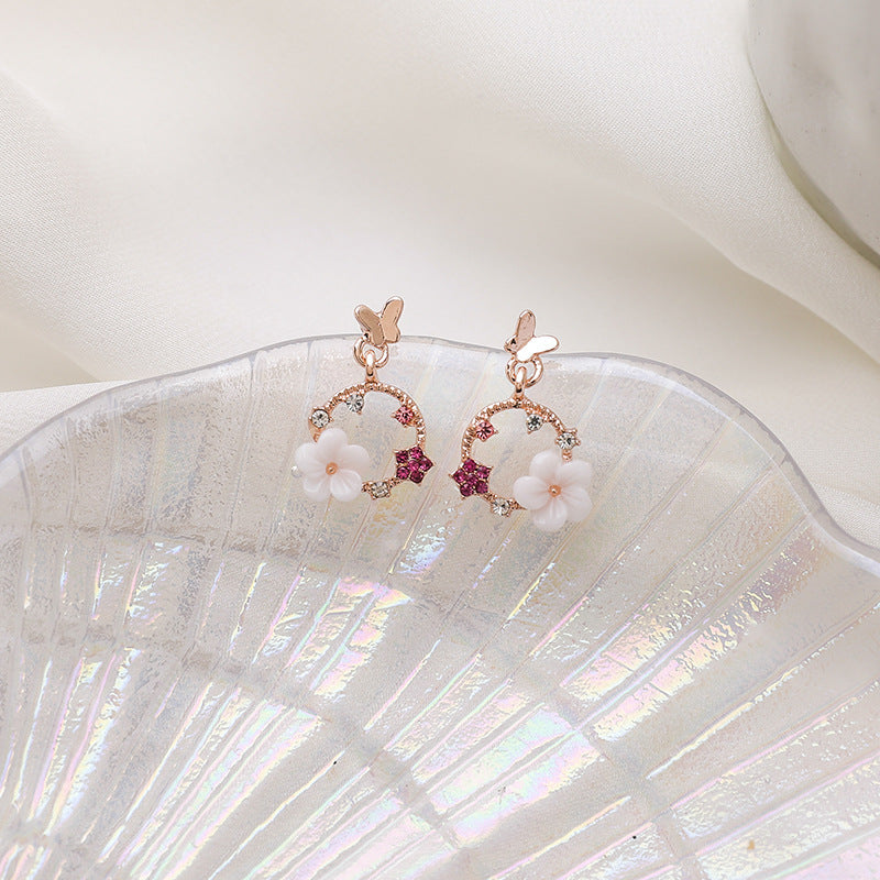 Sweet Butterfly Shell Flower Earrings New Wave Earrings Compact Simple Korean Ear Jewelry