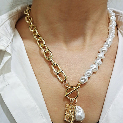 Elegant Baroque Pearl Alloy Pendant Necklace for Women