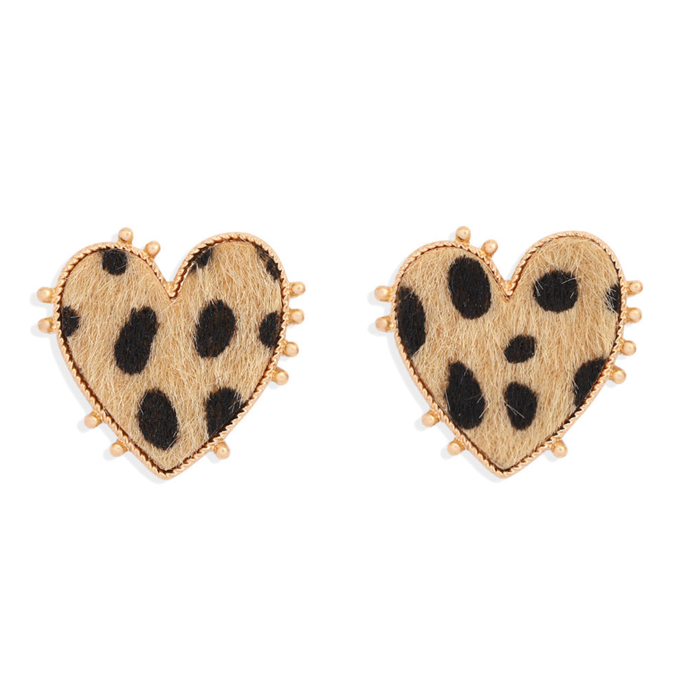 Retro Peach Heart Leopard Earrings