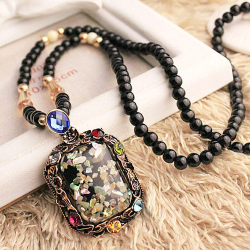 Korean Bohemian Colorful Shell Pendant Necklace with Crystal Beads and Cat Eye Stone