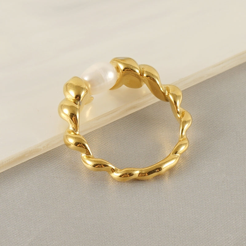 18K Gold Plated Stainless Steel Irregular Pearl Spiral Design Ring