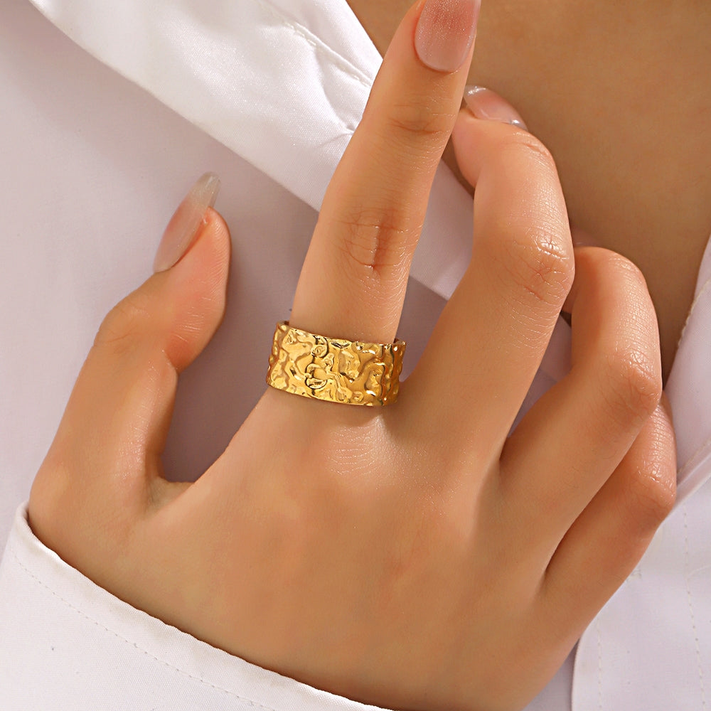 18K Gold Plated Stainless Steel Geometric Hammered Open Band Hip-Hop Ring