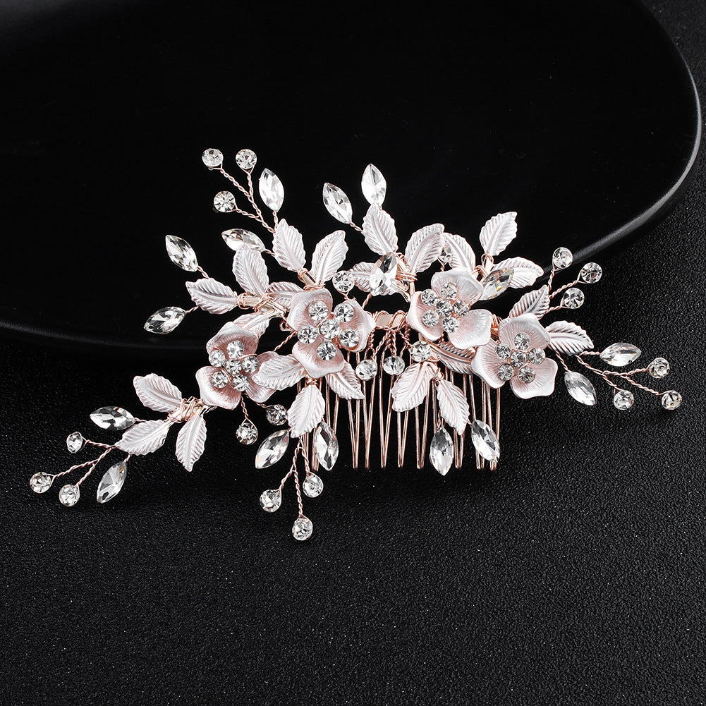 Alloy Fashion Floral Hair Comb with Rhinestones and Pearls for Brides