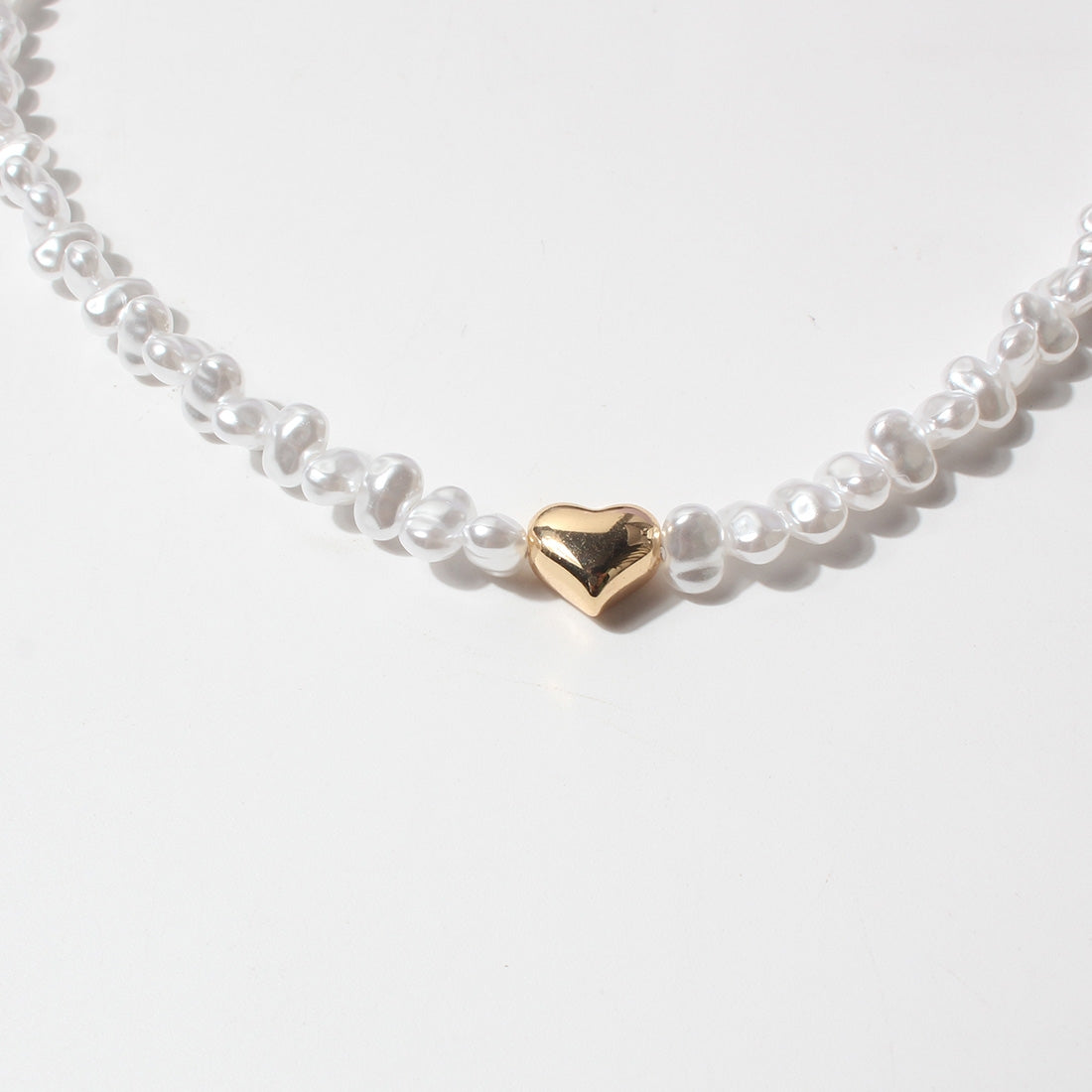 Baroque Heart-Shaped Imitation Pearl Necklace