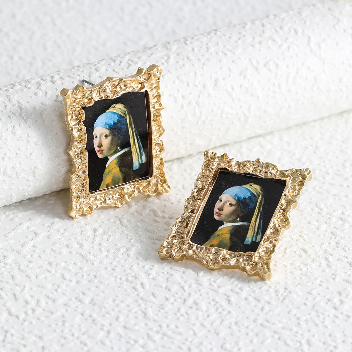 Mona Lisa Portrait Alloy Plated Women's Earrings