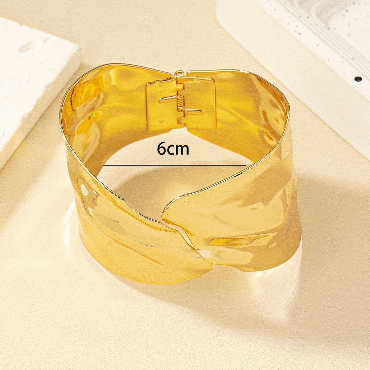 Classic Solid Color Alloy Women's Bangle with Metal Leaf Open Design