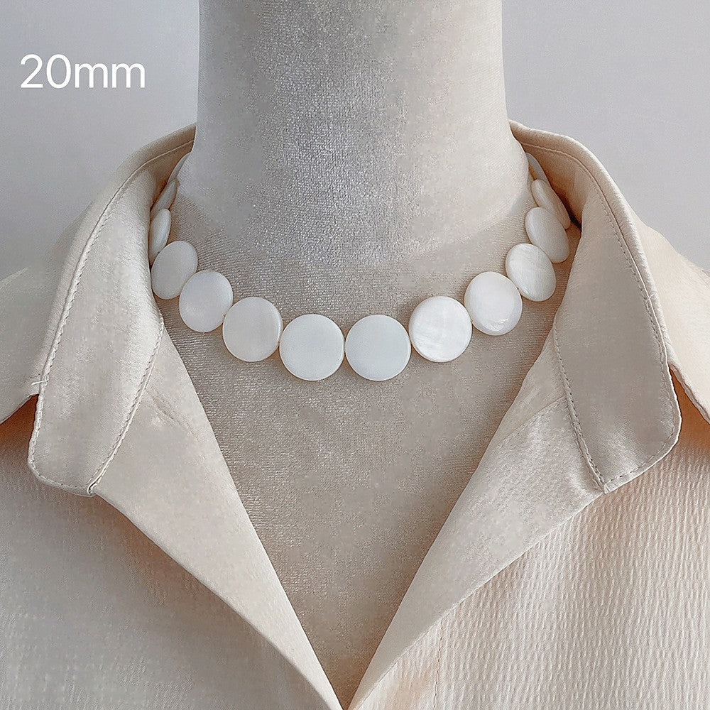 Bohemian Handmade Shell Pendant Women's Necklace Choker