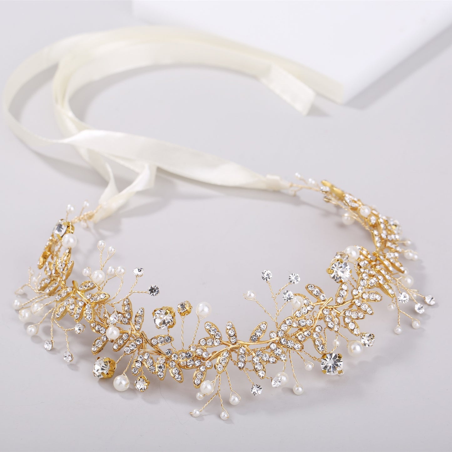 Bridal Leaf Alloy Pearl and Diamond Wedding Headband