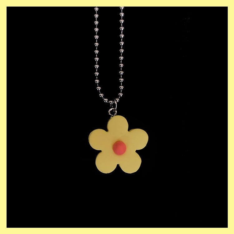 Cartoon Flower Pendant Necklace for Women - Retro Cute Clay Floral Choker