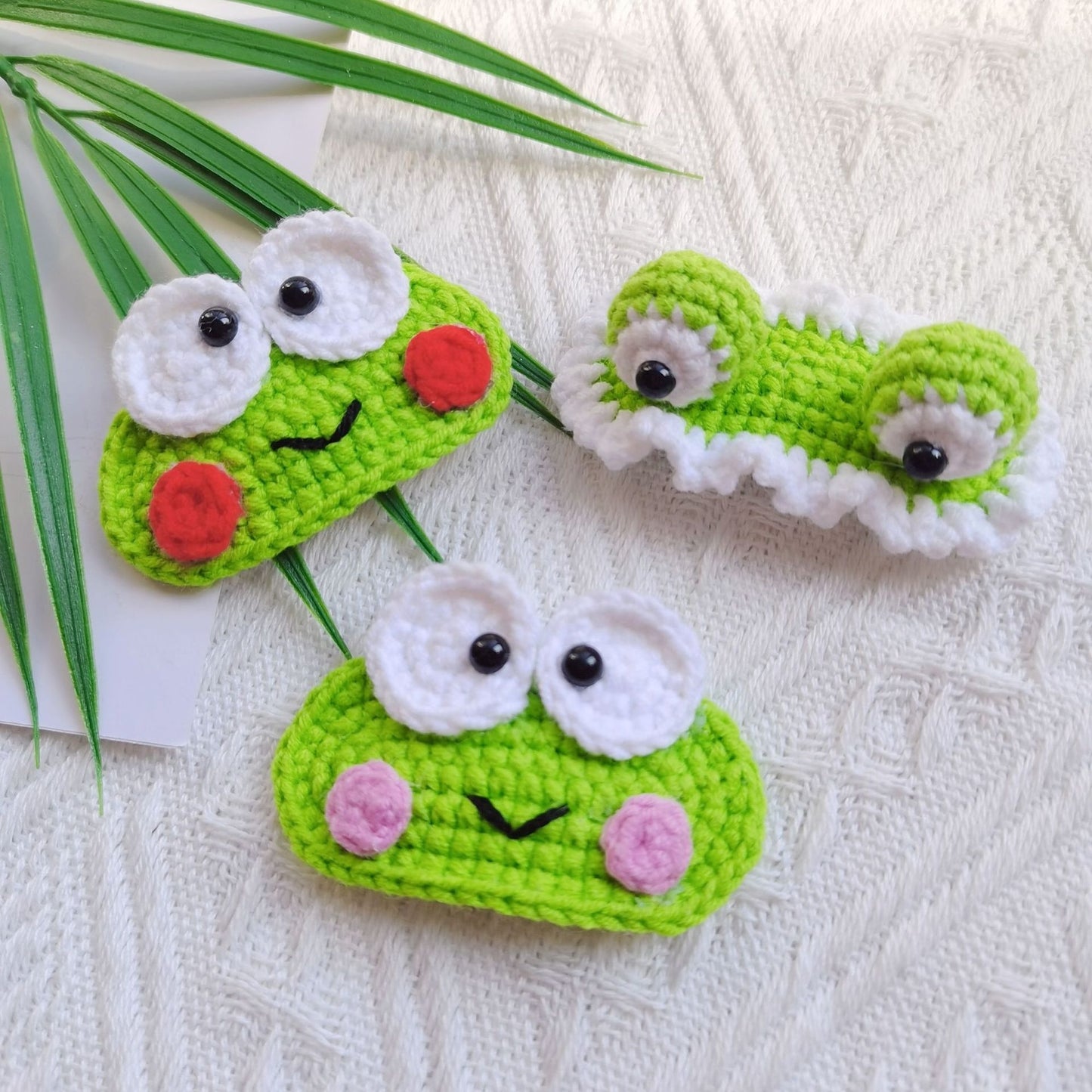 Handmade Wool Knitted Frog Hair Clip - 3D Cartoon Animal Design BB Side Clip Headwear