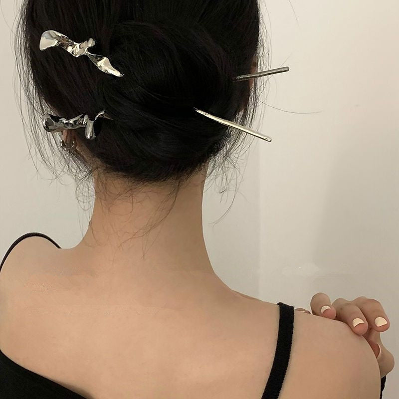 Elegant Alloy Hairpin - Modern Simple Design with Ancient Style Influence