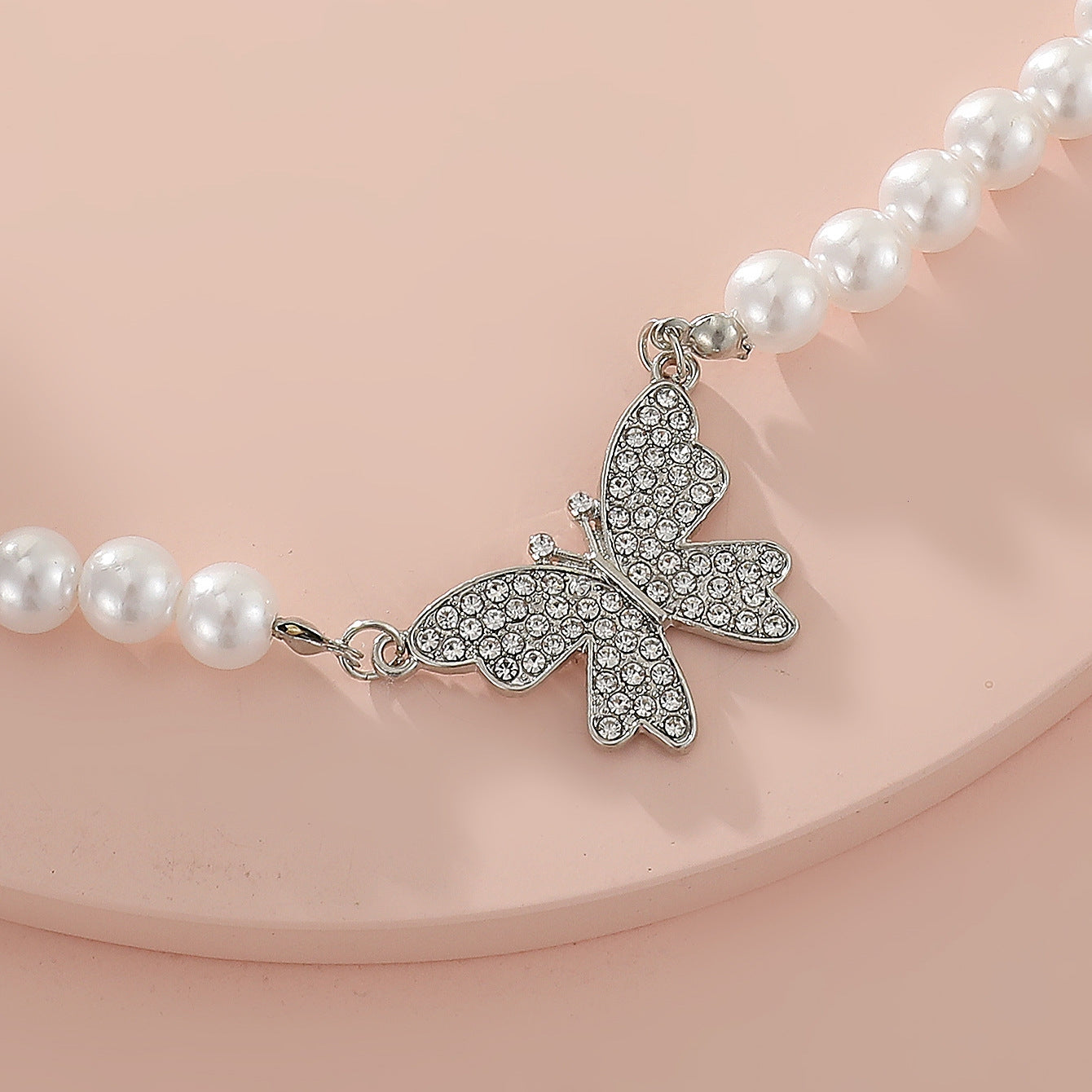 Elegant Butterfly Pearl Rhinestone Pendant Necklace for Women