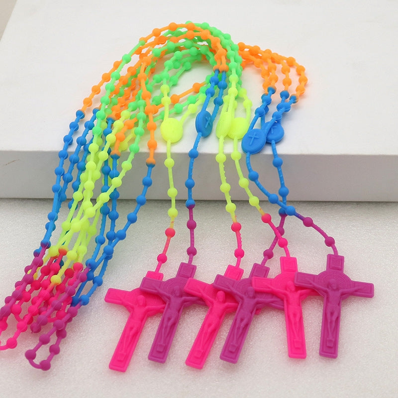 Casual Retro Glow-in-the-Dark Plastic Bead Pendant Necklace