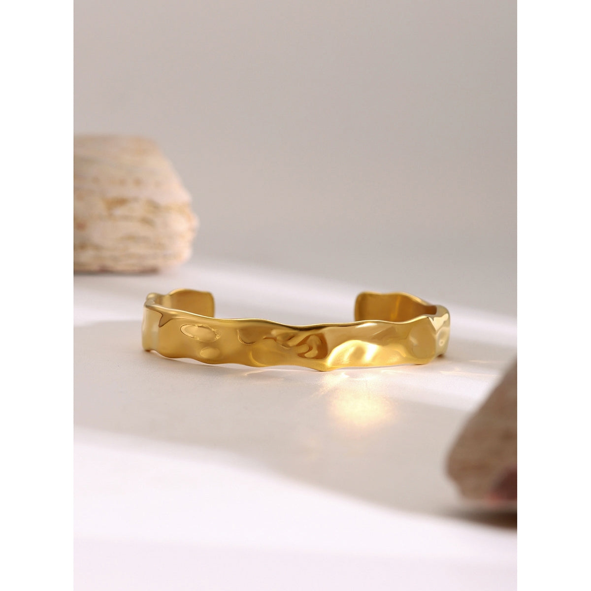 18K Gold Plated Stainless Steel Wave Hammer Pattern Bangle Bracelet