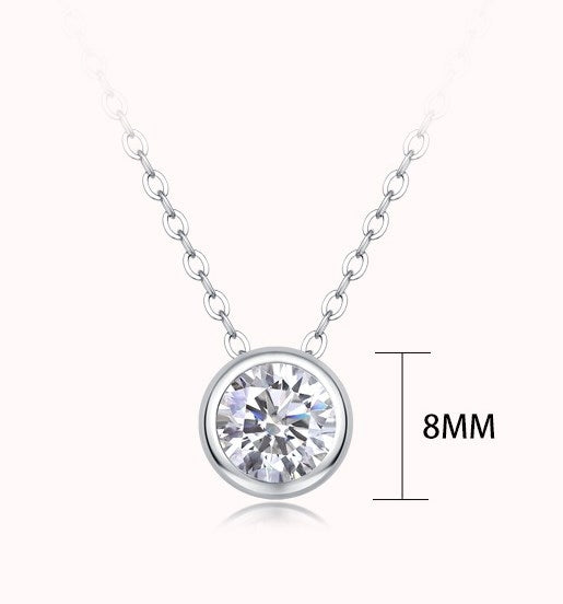 Casual Sterling Silver Moissanite Pendant Necklace