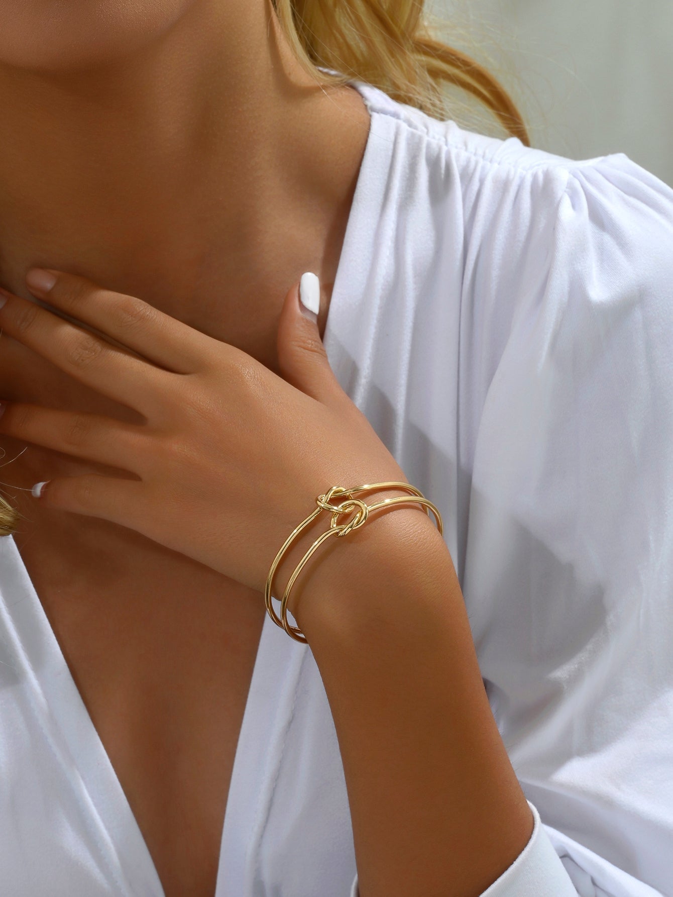 Casual Streetwear Solid Color Alloy Knotted Open Infinity Women's Bracelet