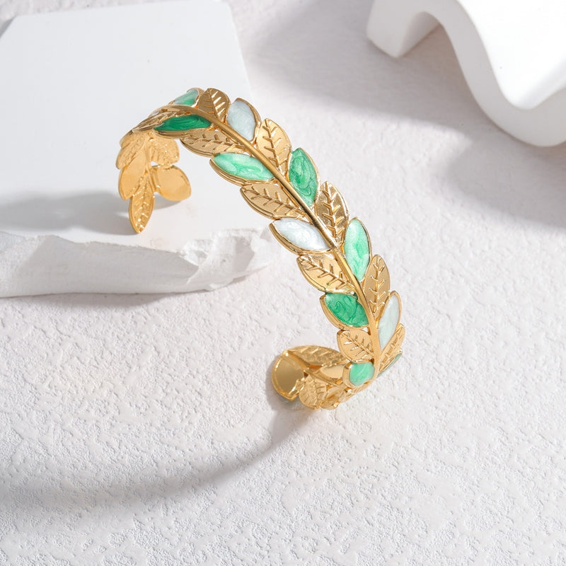 18K Gold Plated Stainless Steel Leaf Design Bangle Bracelet - Fashionable Minimalist Jewelry