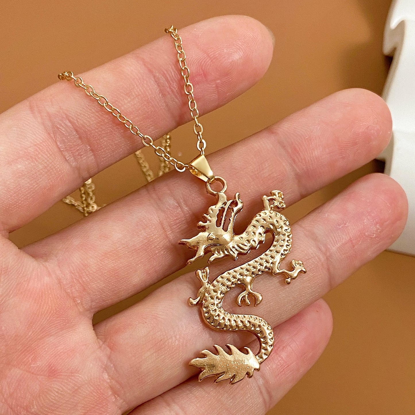 Chinoiserie Dragon Pendant Necklace - Vintage Punk Style Zodiac Animal Alloy Choker