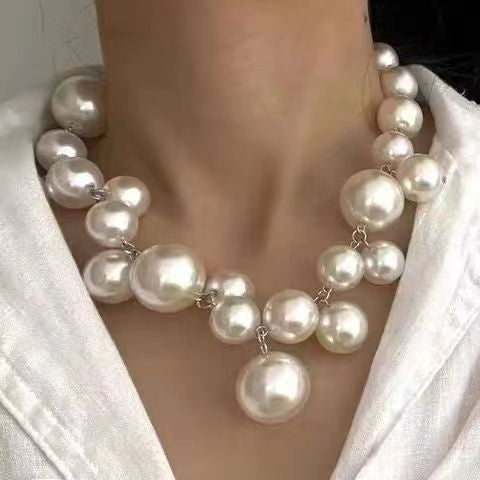 Classic Solid Color Pearl Tassel Pendant Necklace for Women