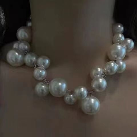 Classic Solid Color Pearl Tassel Pendant Necklace for Women
