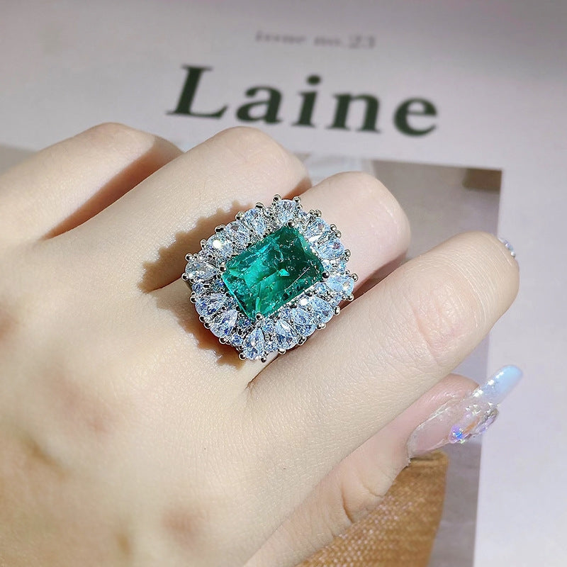 Classic Vintage Square Brass Inlay Zircon and Emerald Ring Set