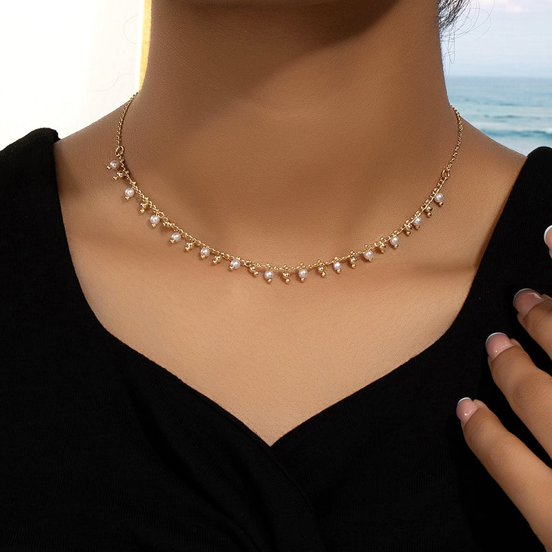 Commute Pearl Inlay Alloy Women's Necklace - Minimalist Design Choker