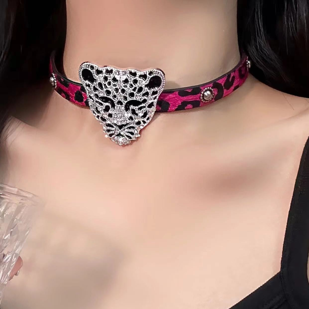 Cool Style Pink Leopard Head PU Leather Women's Choker Necklace