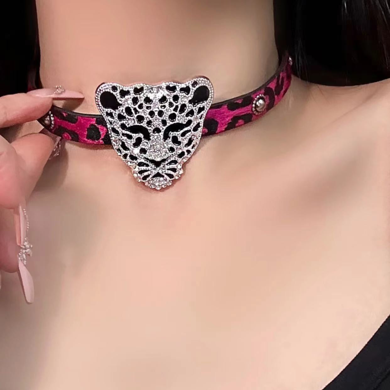 Cool Style Pink Leopard Head PU Leather Women's Choker Necklace